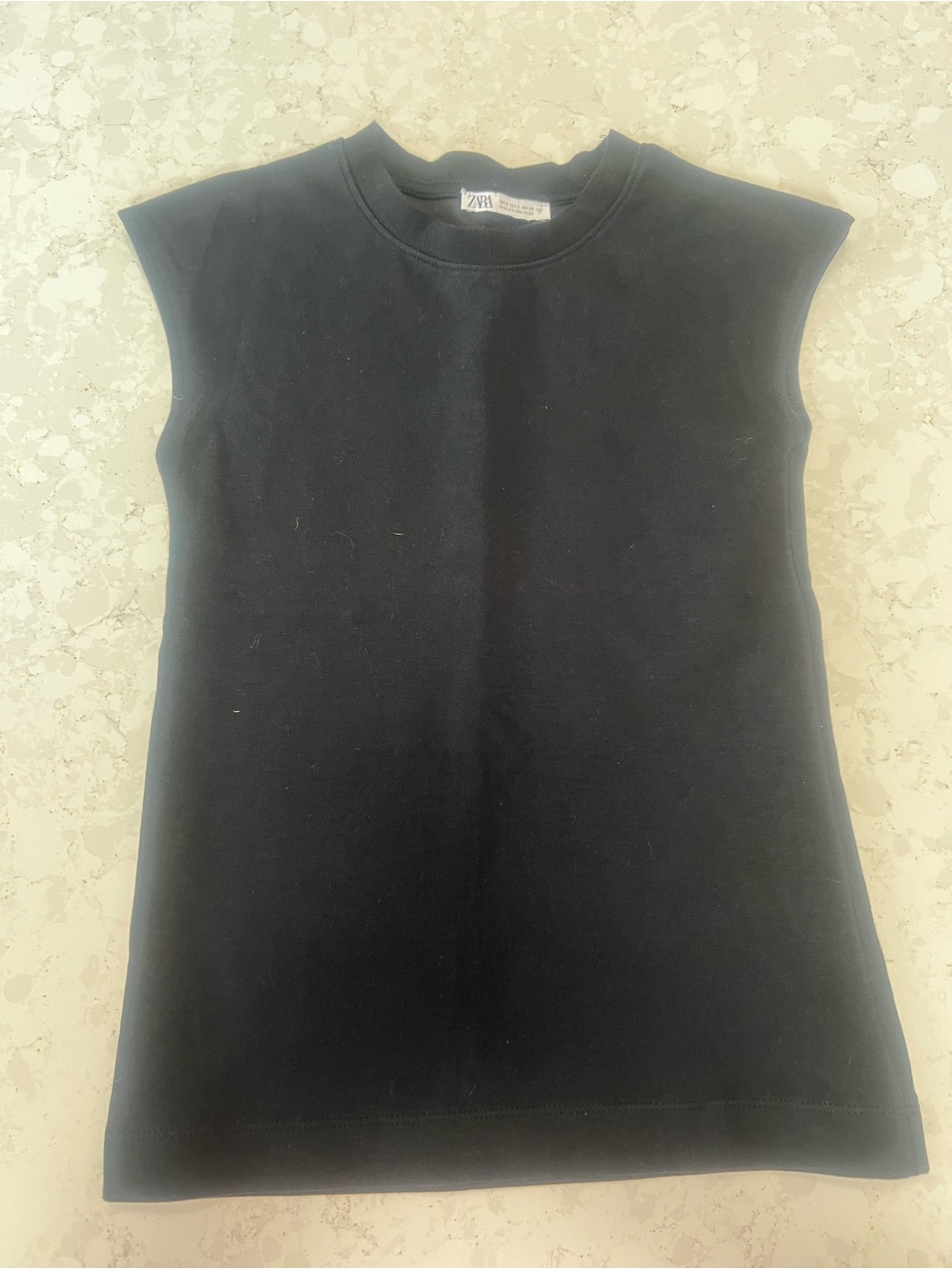 Zara Black Crewneck Sleeveless Top